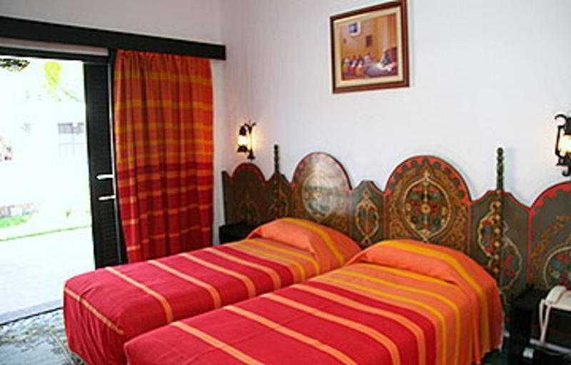 Assam Hotel Кенитра Екстериор снимка