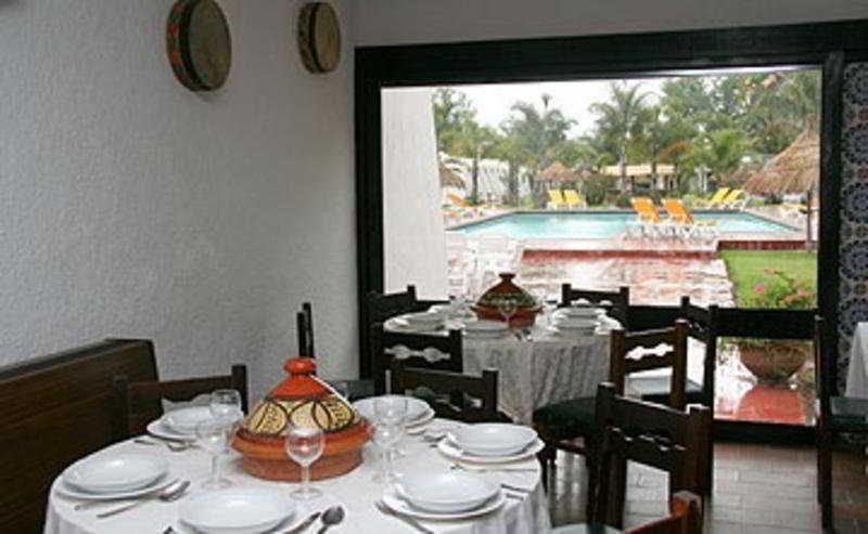 Assam Hotel Кенитра Екстериор снимка